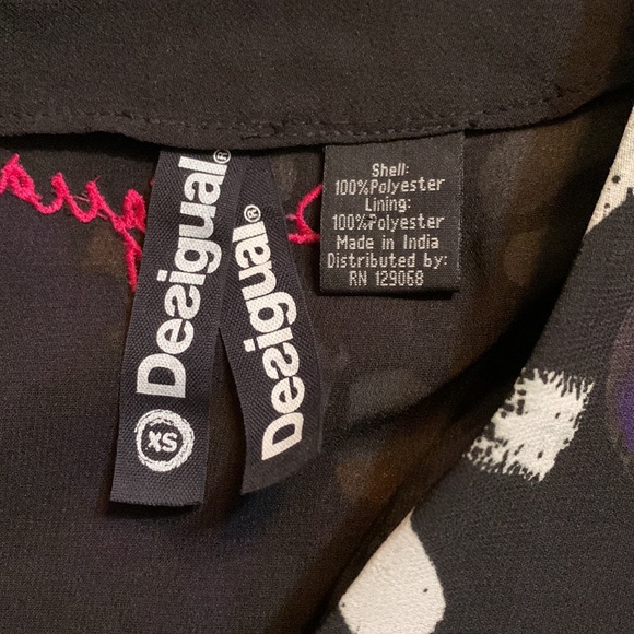 Desigual Sleevelesss Blouse - Picture 5 of 6